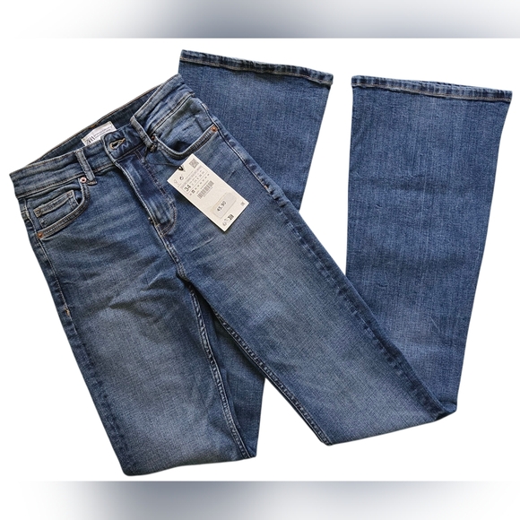 ZARA Flared High Waist Stretch Full Length Blue Jeans NWT - Picture 3 of 13